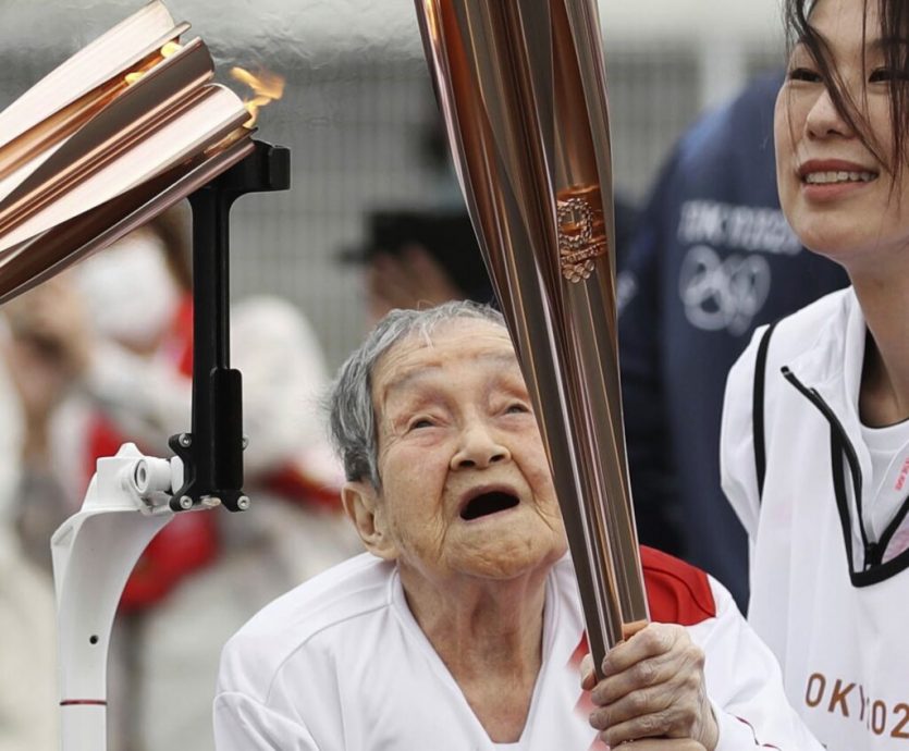 日本百岁老人超9.9万 连续55年创新高