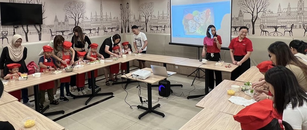 明日上网（大北马）槟城双威医疗中心办Elfy心乐探险