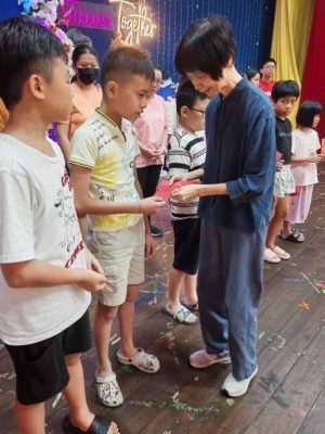 星洲基金会“情在人间”中秋送暖到太平