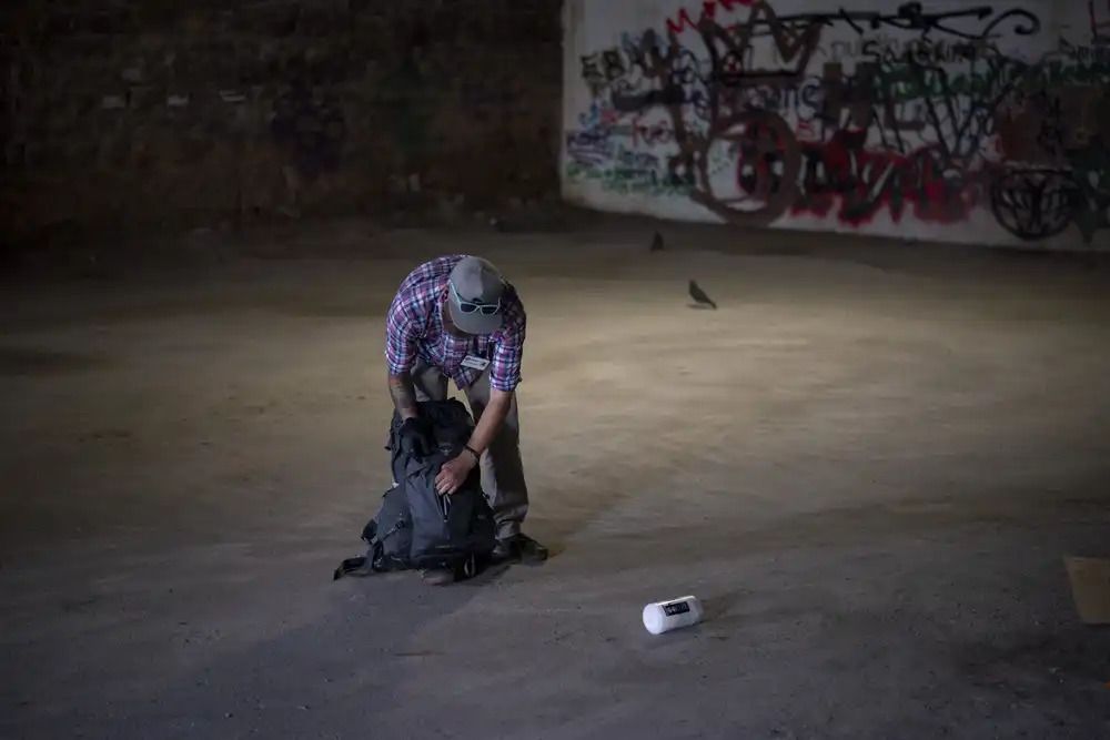 暖势力 社工每日徒步近20公里 为流浪者点亮希望之光