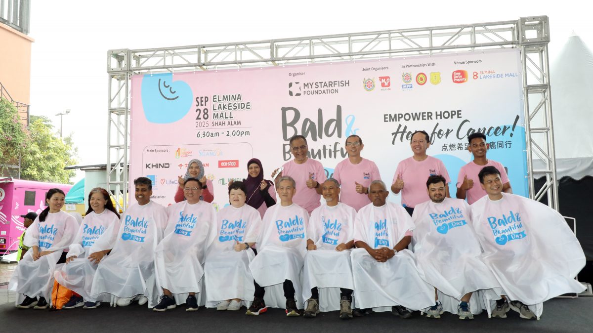 暖势力/卫生部长出席“光头与美日2025”活动