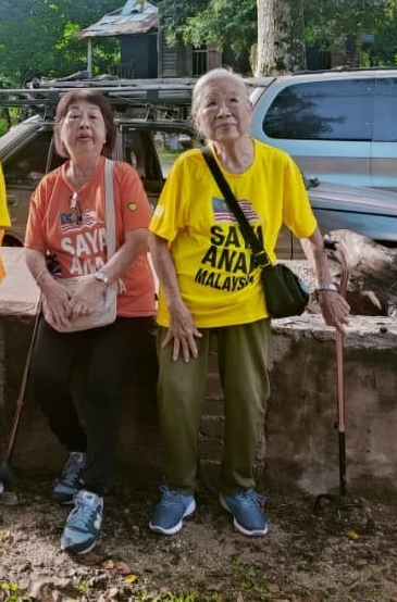 暖势力／文艺长青树高唱爱国歌