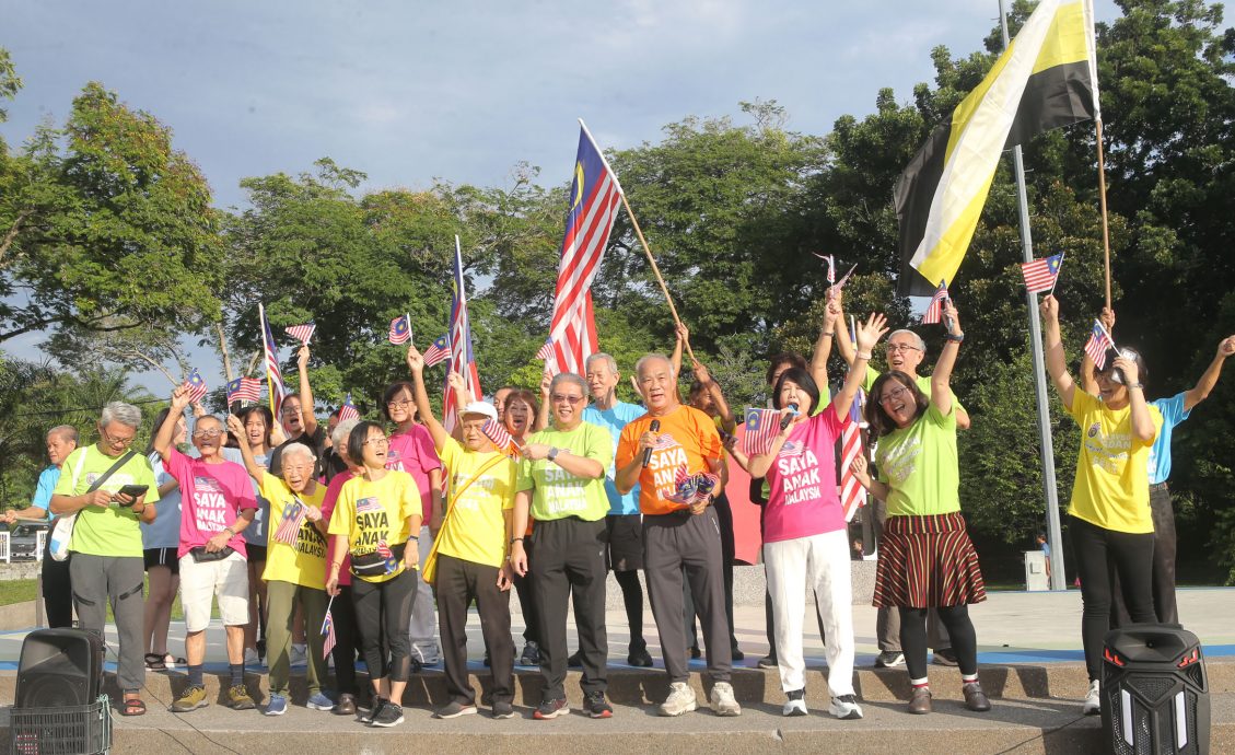 暖势力／文艺长青树高唱爱国歌