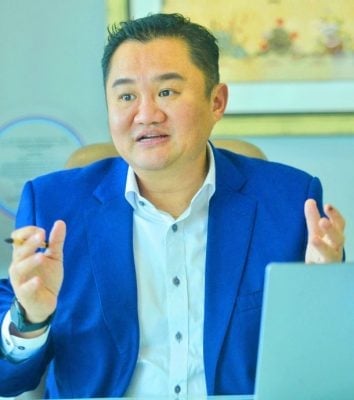 未上网/林振辉:油站大马卡验证机连接系统 无需出示驾照