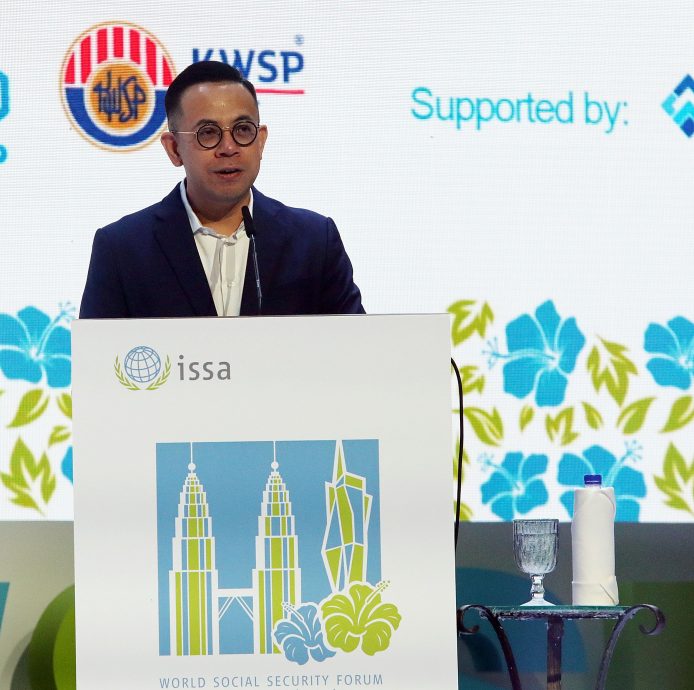 未上网/WSSF/ 沈志强:千万名工作者受社保保障 比10年前增63%