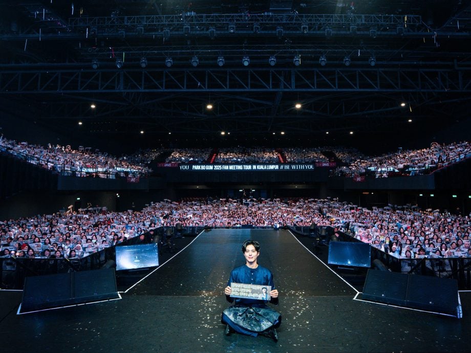 朴宝剑5小时诚意“饭撒” 粉丝秒忘“荷包之伤”喊值得