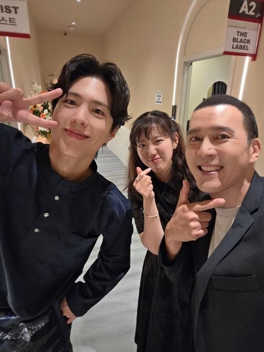 朴宝剑不只宠粉更宠人 叶剑锋曝后台暖心举动