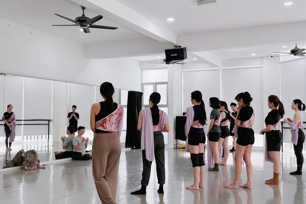 柔:头条之一:三十未央〡“宽舞集”师生跨越时空的对话