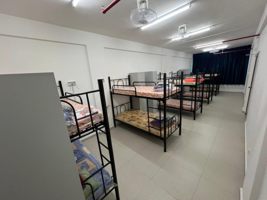 柔：新闻：员工宿舍标准法令宽限期已2年  李廷汉：州政府将因地制宜展执法行动