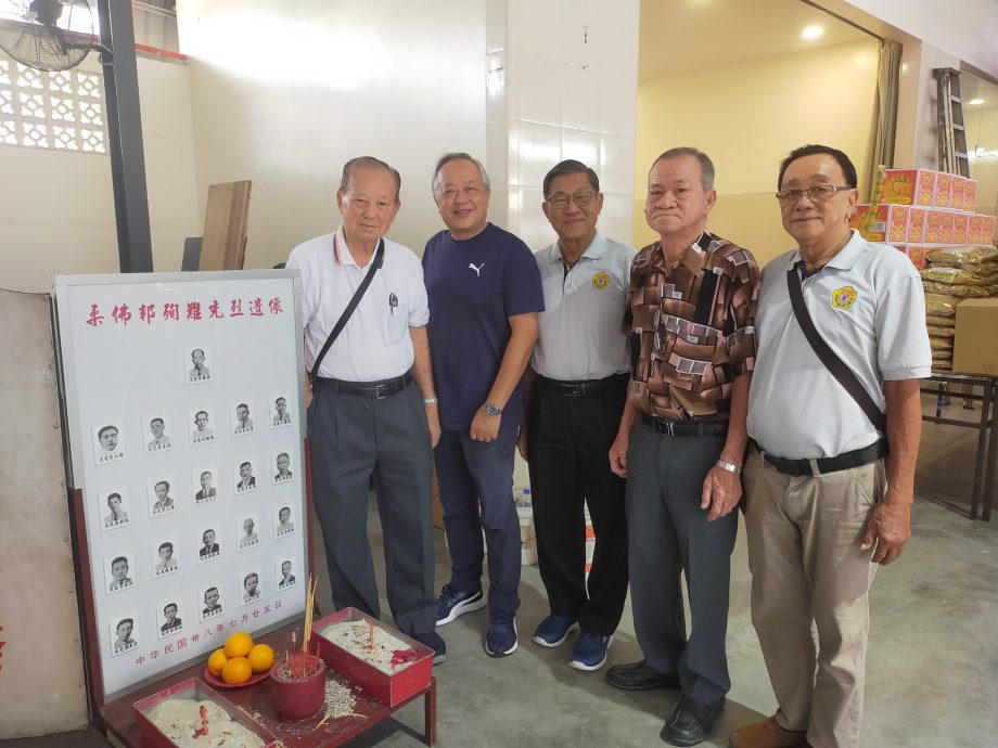 柔：**柔诚敬善堂庆中元，向二战殉难先烈至祭