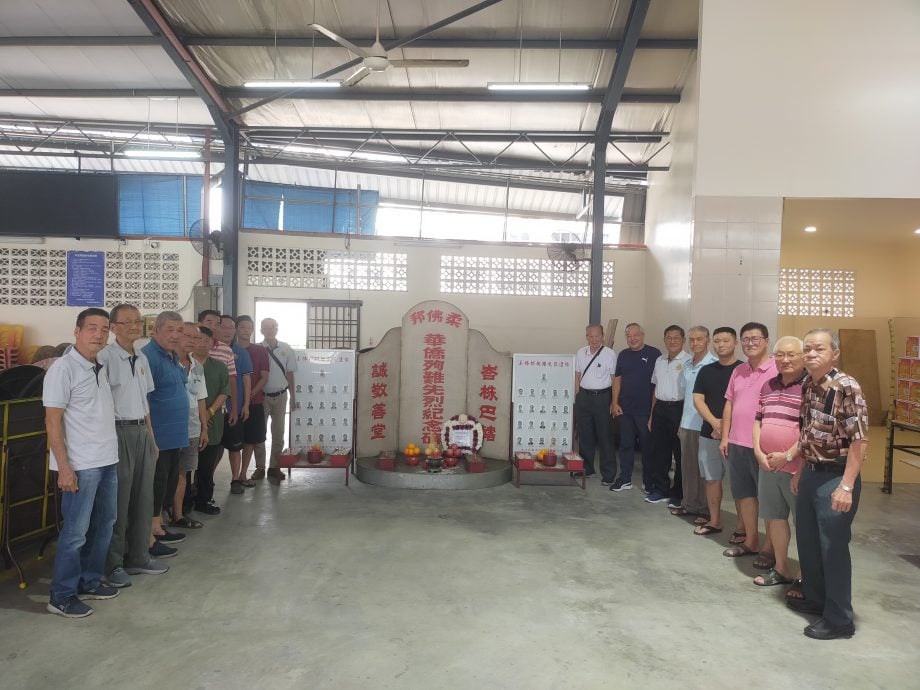 柔：**柔诚敬善堂庆中元，向二战殉难先烈至祭