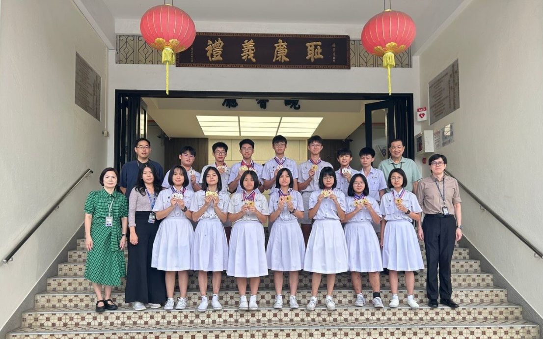 柔:版头:宽中校本部师生校外斩获数奖