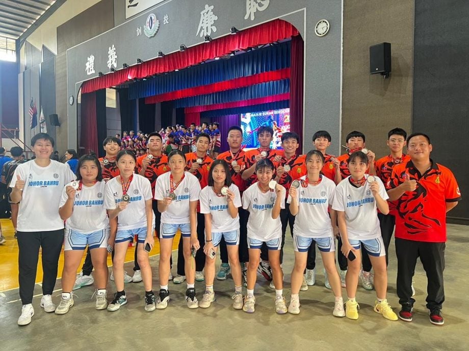 柔:版头:宽中校本部师生校外斩获数奖