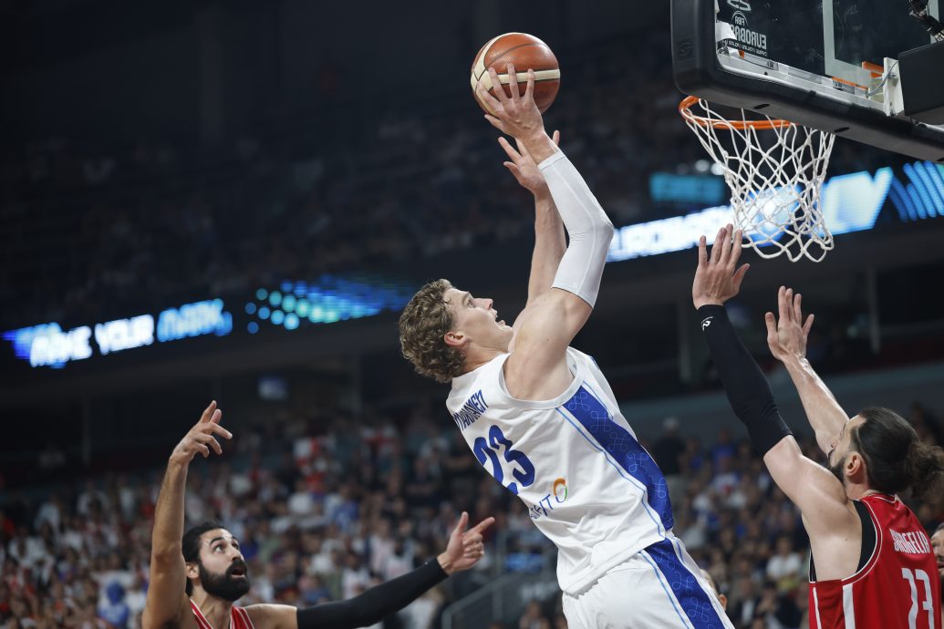 欧洲男篮锦标赛| 斯洛文尼亚出局不满裁判  芬兰首闯4强斗德国