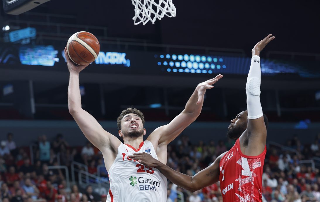 欧洲男篮锦标赛| 森根缔最年轻大三元纪录  土耳其4强硬碰希腊