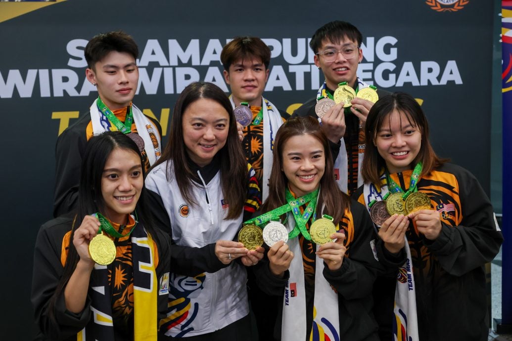 武术世锦赛夺5金1银2铜| 大马武林高手凯旋而归  国家共奖励48万