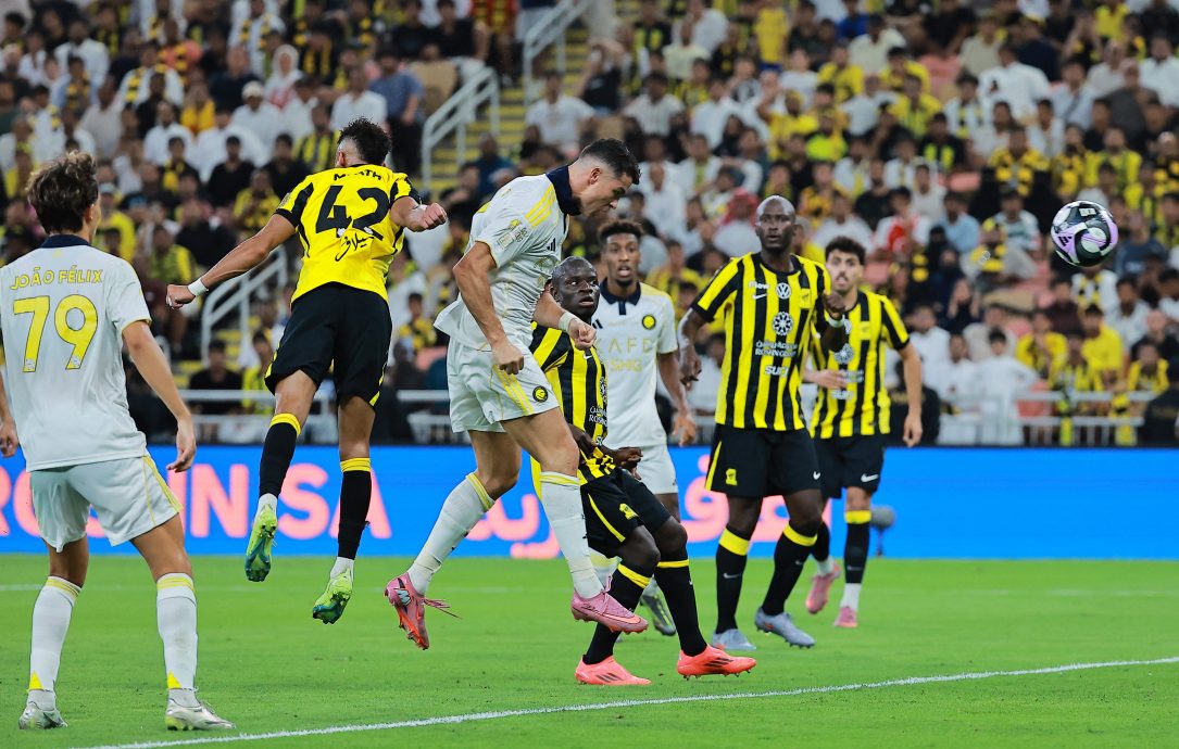 沙地联赛| 近4战4球生涯总946球  40岁C罗老当益壮