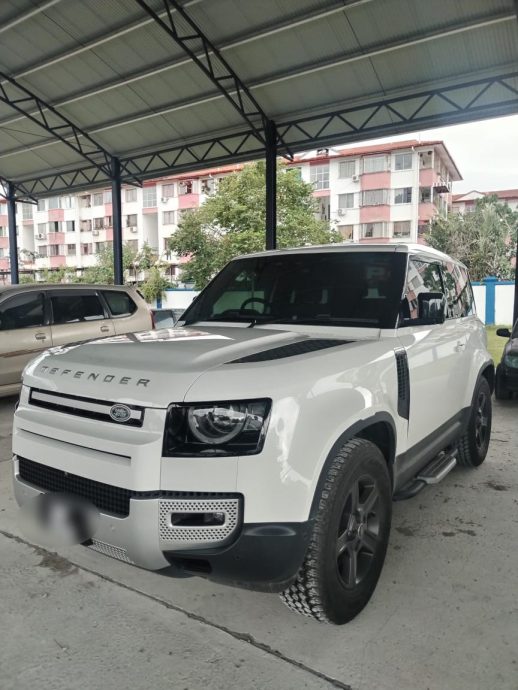 沙陆交局特别取缔行动  11辆违规豪车被扣