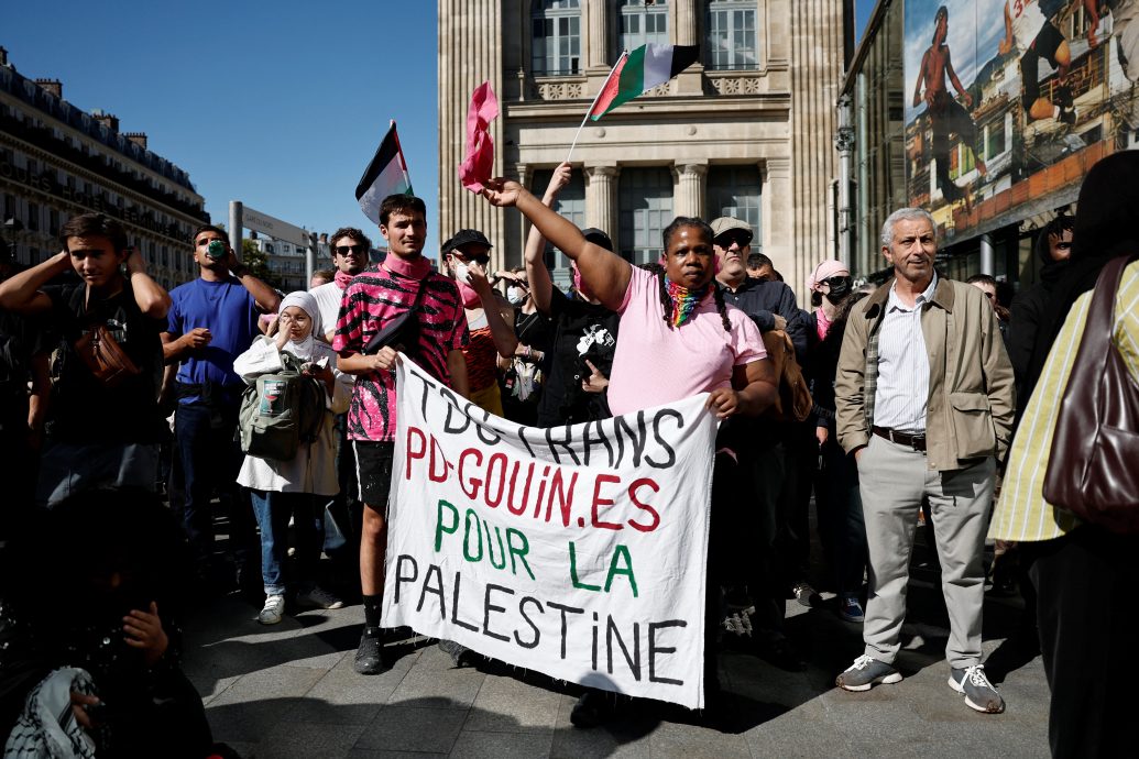 法国将于联合国承认巴勒斯坦 内政部禁市政建筑悬挂巴旗帜