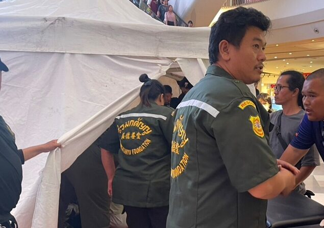 泰21岁男“偷拍裙底”被抓！当场从4楼跳下惨死　手机藏9段偷拍片