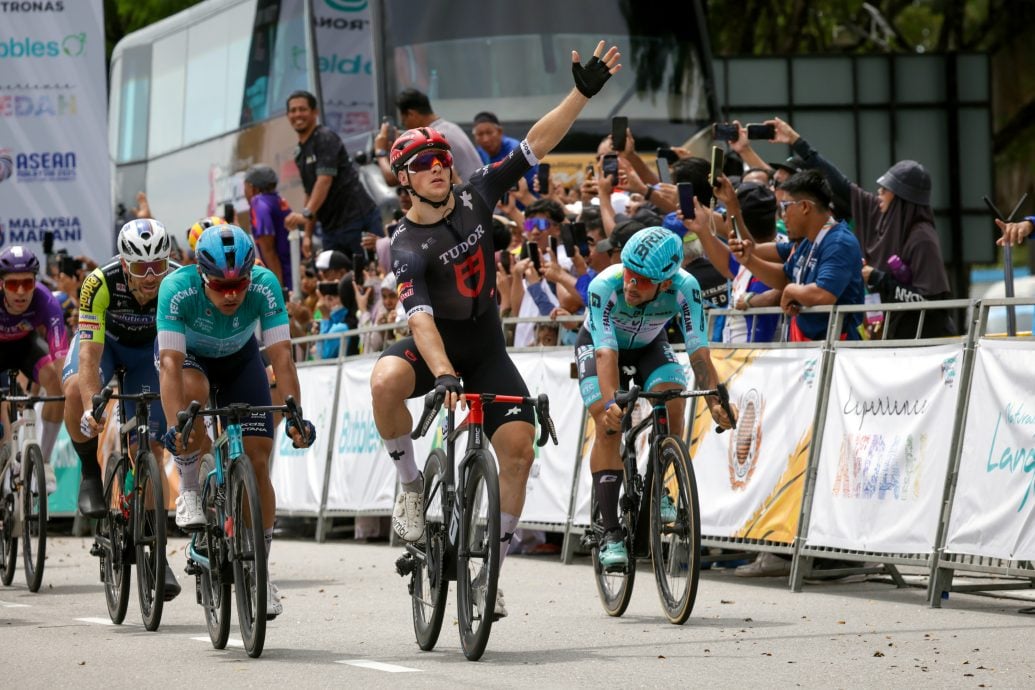 浮罗交怡脚车长途赛|163公里路程力压马鲁切利  德克莱因第2赛段封王