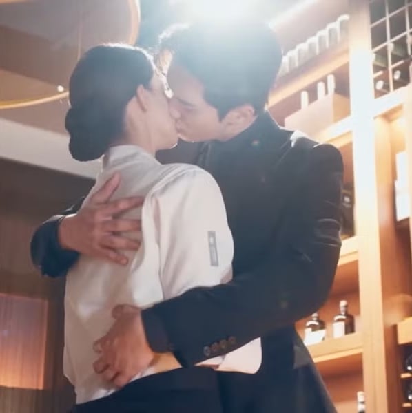 润娥李彩玟结局拥吻超甜 网敲碗拍《暴君的厨师2》现代篇