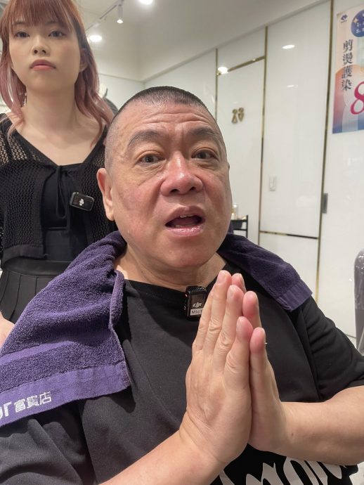 演唱会直播勇喊于朦胧 居来提写歌悼念好友