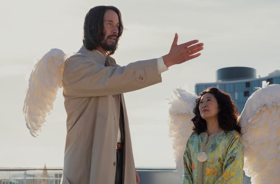 演天使拍到膝盖骨裂 ​奇洛李维斯带伤完工