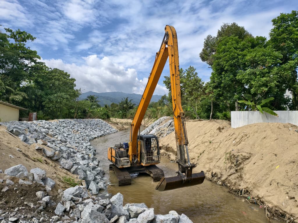 火较背河堤修复工程火速推进 温凯程:9月初全面竣工