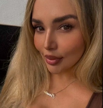 炫富网红一家四口离奇遇害 尸体包裹被弃皮卡车斗内