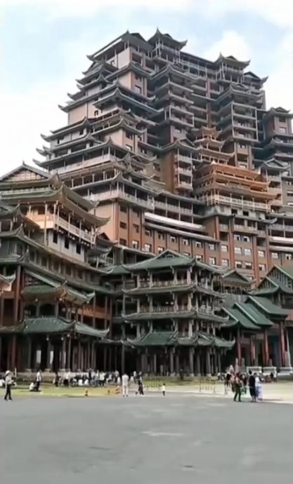 烂尾楼华丽转身变酒店　 国庆连假一房难求