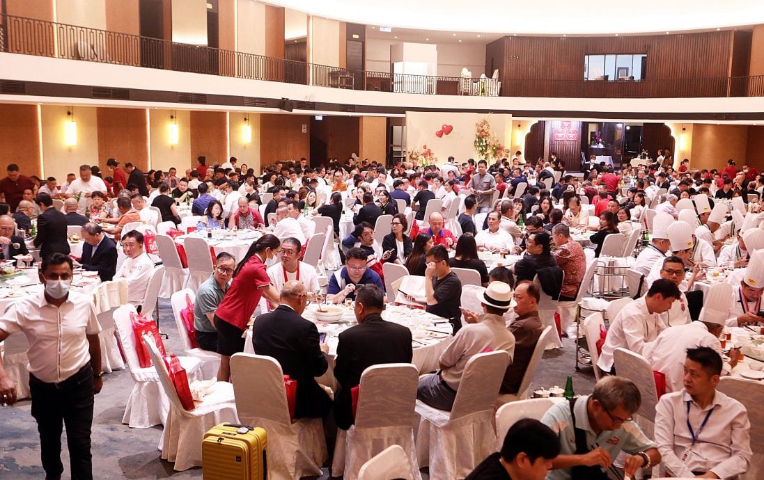 版头//大都会/雪隆姑苏慎忠行餐饮业公会姑苏厨师培训班毕业典礼暨理事会就职典礼