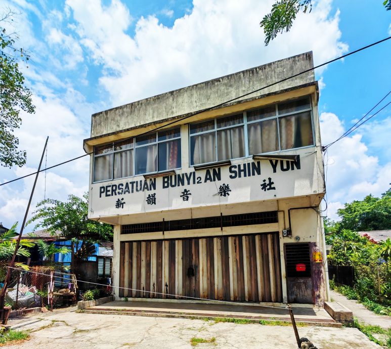 版头//大都会：走过半个世纪的巴生新韵音乐社，位于班达马兰巴板路的会所，面临被拆除的命运