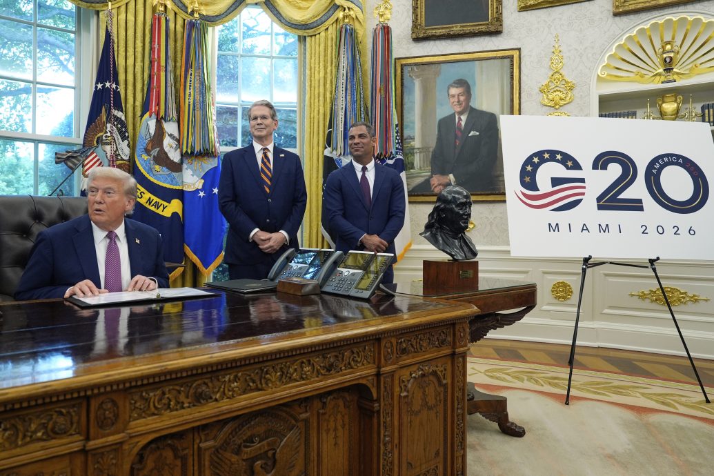 特朗普宣布 明年自家度假村办G20峰会