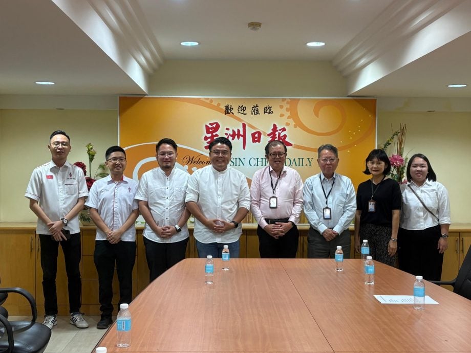 独家，社青团访本报 / MCMC罚《星洲》《阳光》各10万 吴家良：处罚过激、毫无必要