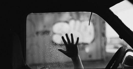  男子车震期间猝死 女方忧私情曝光未求助 判赔28万