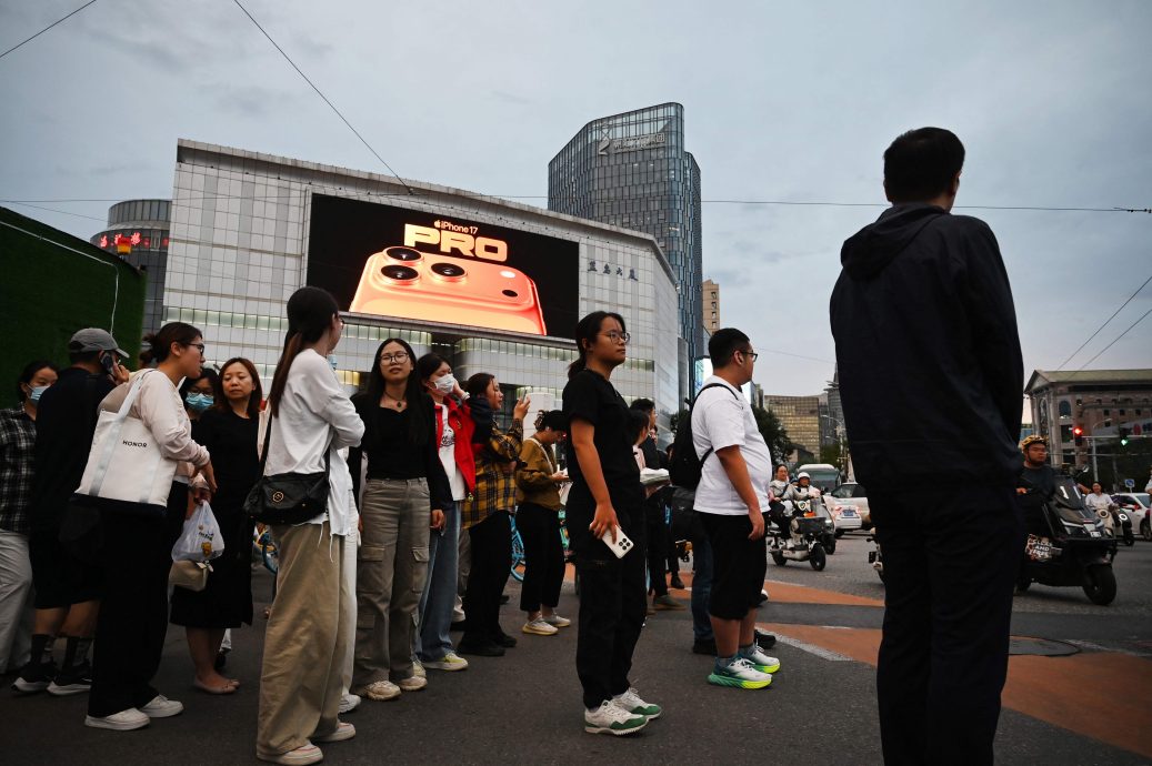 看世界)中国8月非在校青年失业率升至18.9%  创一年来新高