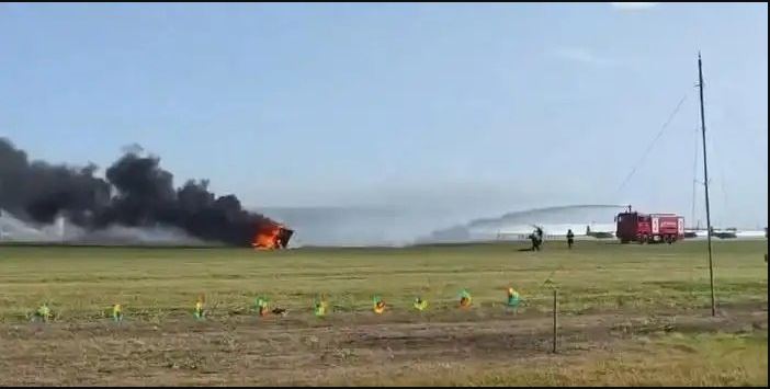 看世界)长春航展预演环节出事故  小鹏汇天2飞行汽车相撞