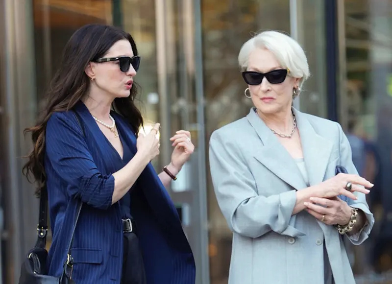 米兰时装周变《Prada恶魔》片场  梅丽史翠普喜相逢本尊