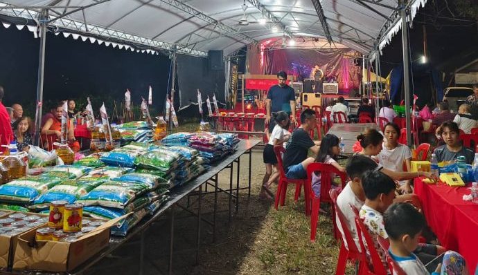 米昔拉盂兰盛会传承105年，联系逾三代村民情谊。