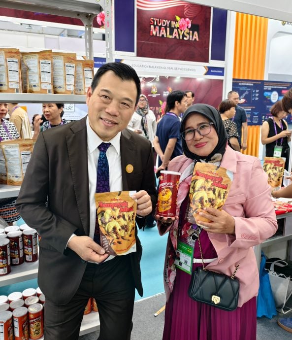 罗思义：霹2土产签6备忘录进军中国 若加上怡白咖啡更完美 