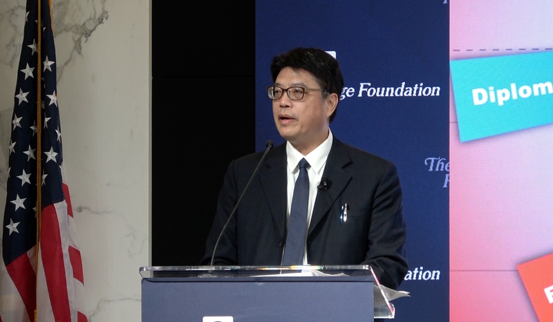 美国智库演讲 陆委会主委:北京武力并台将引发骨牌效应