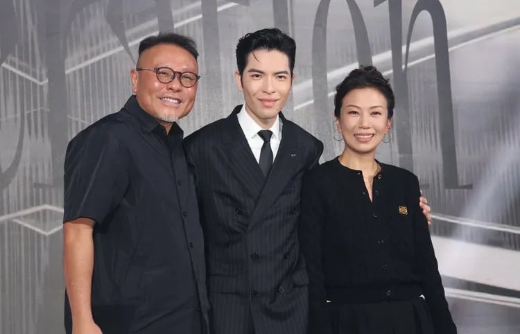 老萧网球对决周董挫败感爆棚　曝Romeo球技更强