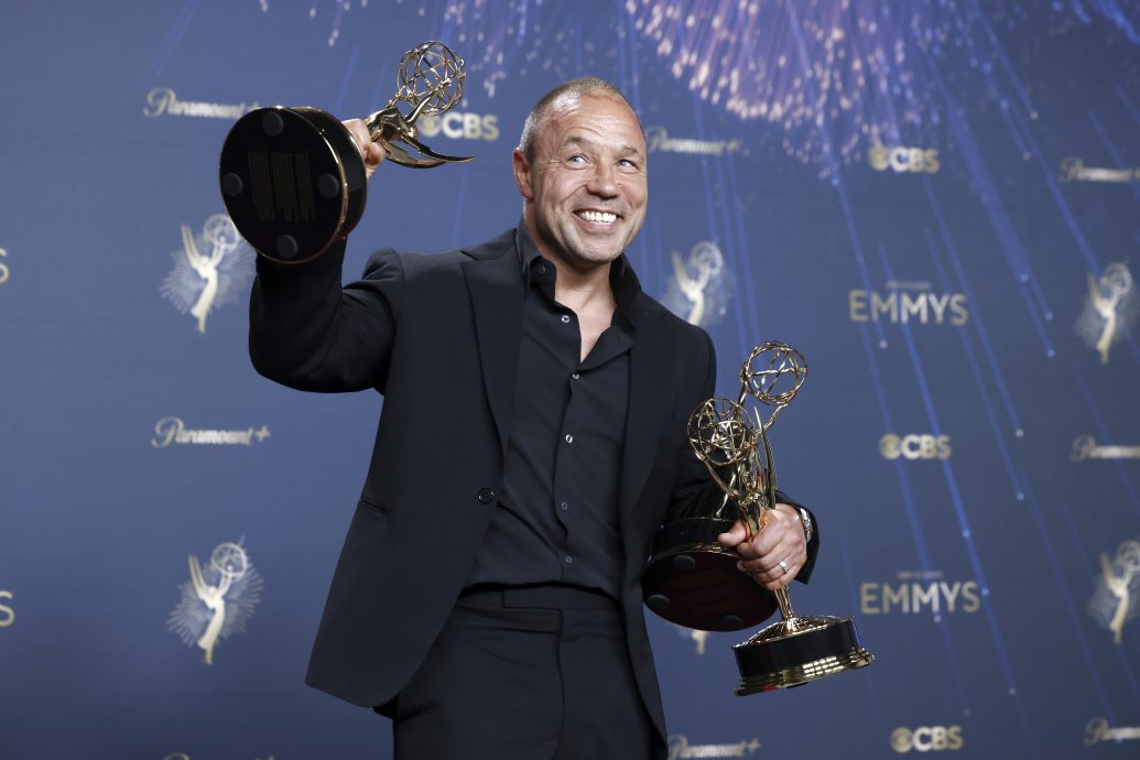  艾美奖|《混沌少年时》横扫6大奖 欧文库柏成最年轻男配得主