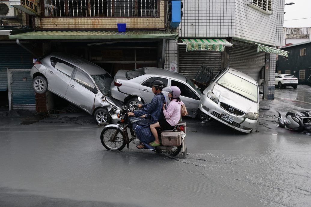 花莲堰塞湖溢堤｜灾民：洪水如“海啸”般来袭  就像灾难片