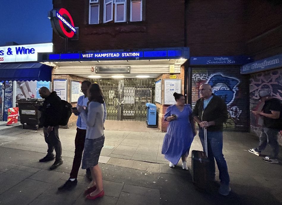 英国伦敦地铁展开罢工 为期5天势打乱首都交通