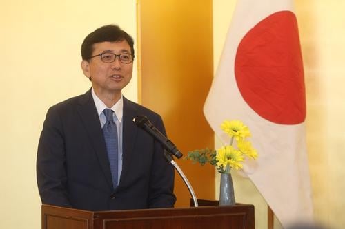 表彰推动日马卓越贡献 日天皇授谢富年“旭日中绶章”