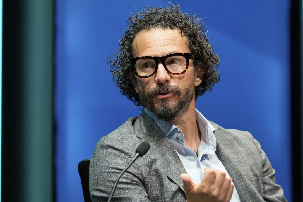 被解雇FBI官员起诉特朗普政府　称“遭报复”