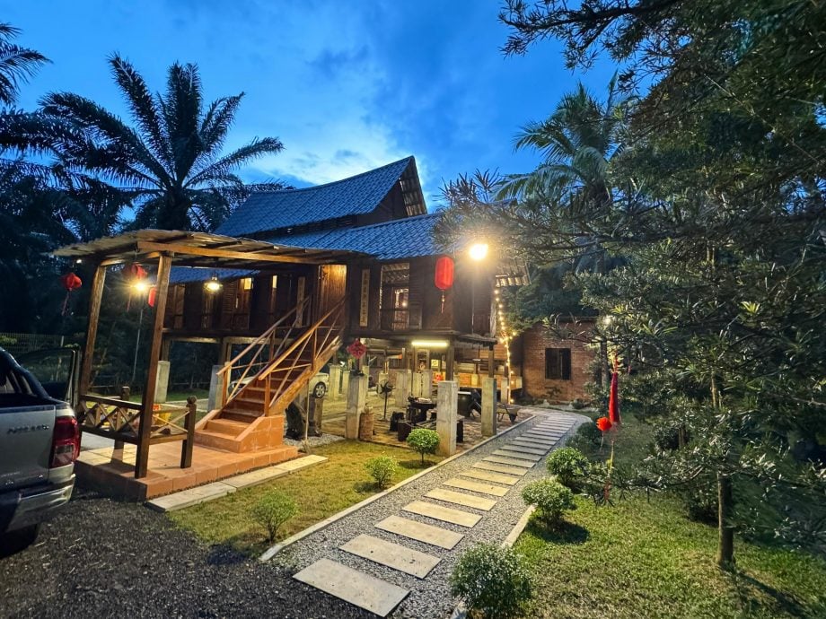 视频 | （已审）我们/马来高脚屋遇上华人菜园屋 椰林深处的多元共鸣