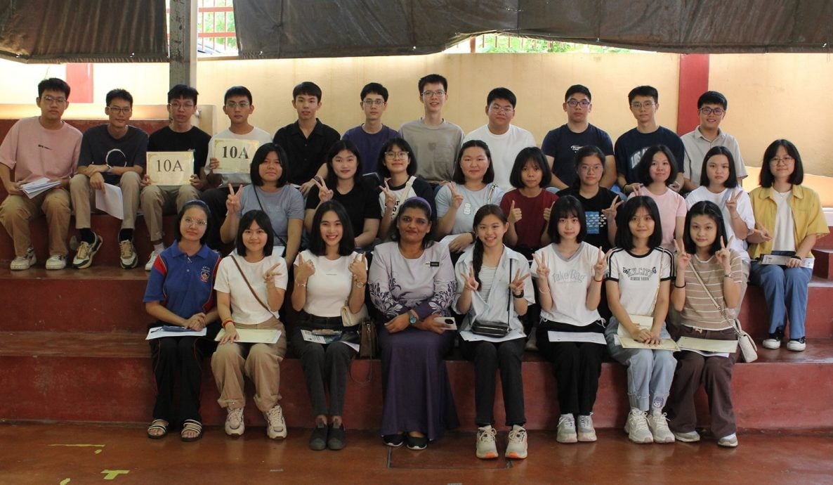 觉民中学SPM放榜 考生分享备考诀窍